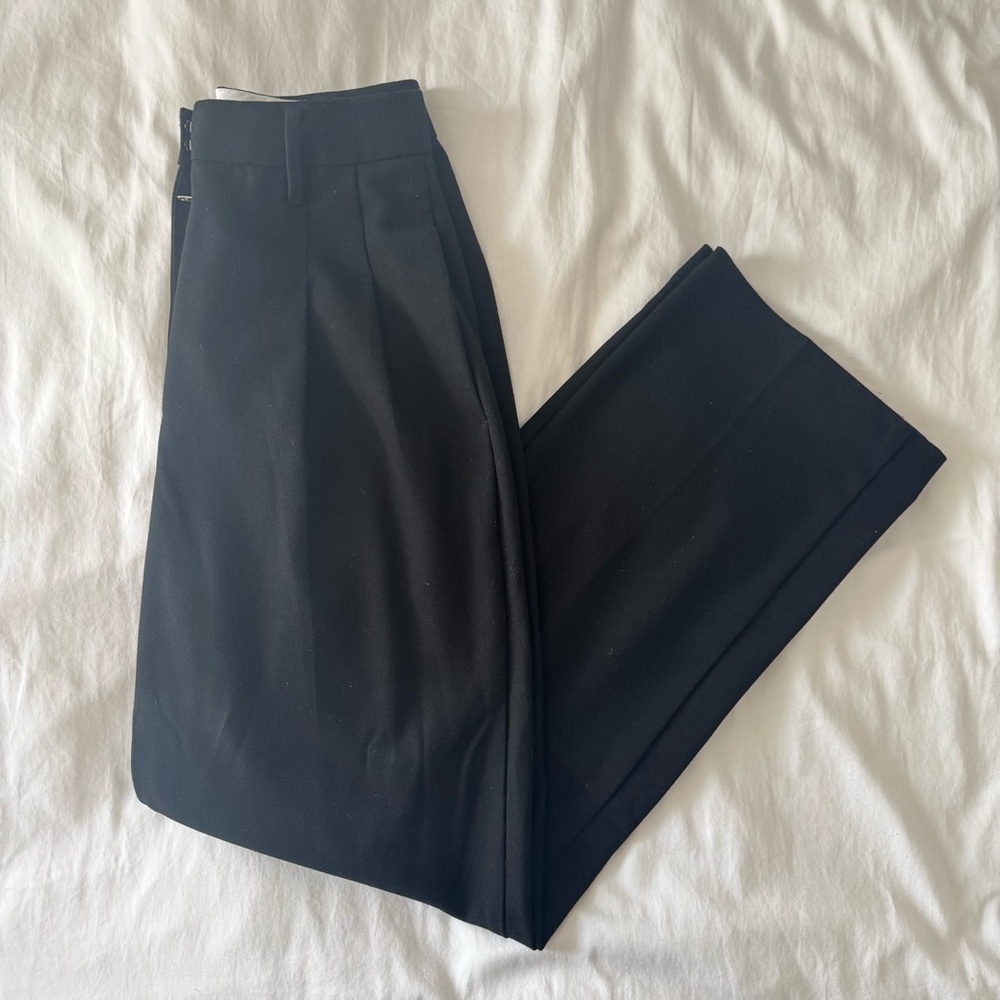 Aritzia Black Women's Trousers